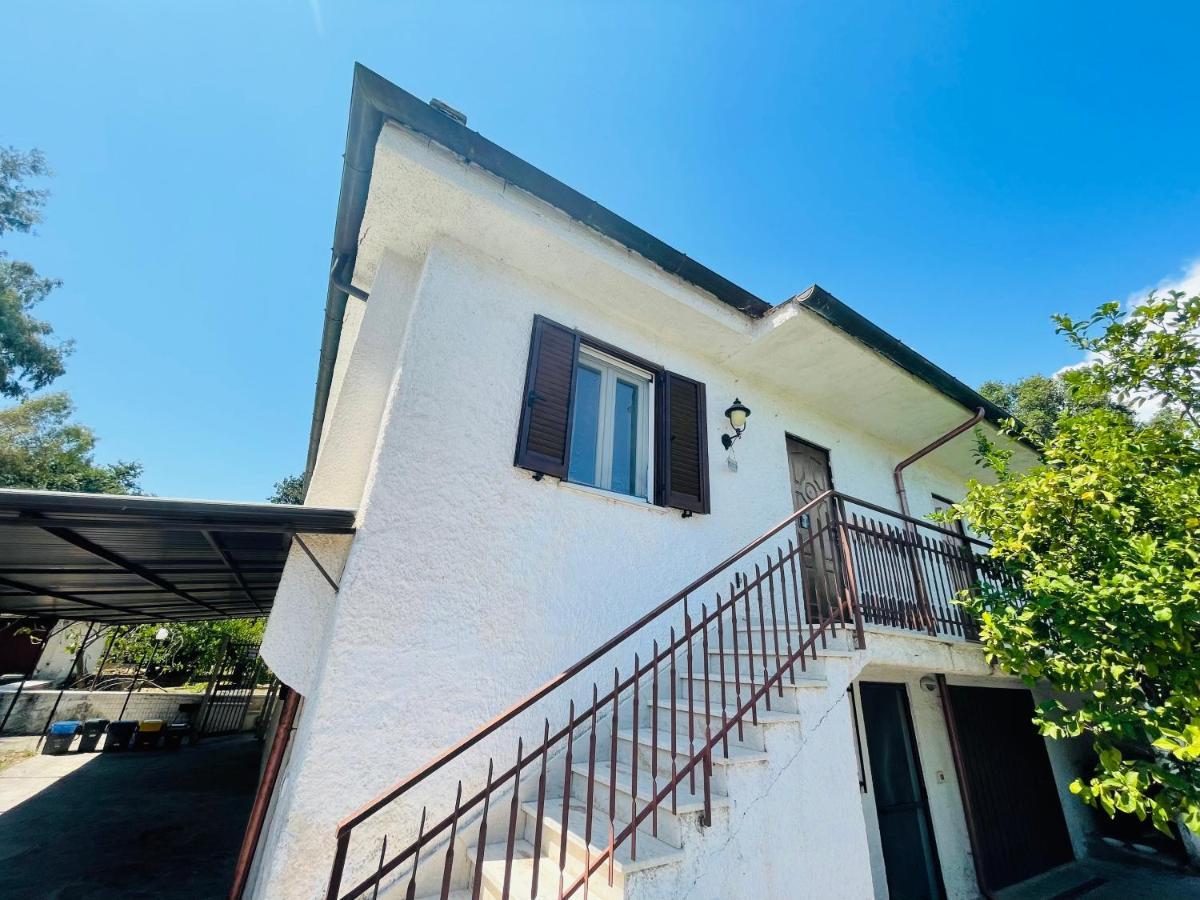 フォンディLa Casa Di Nonna Attiliaアパートメント エクステリア 写真